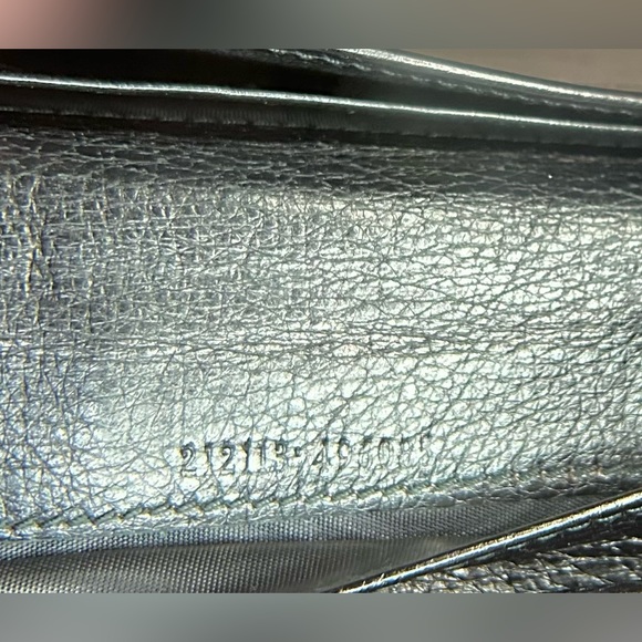 Gucci GG Leather Long Wallet - Picture 4 of 14